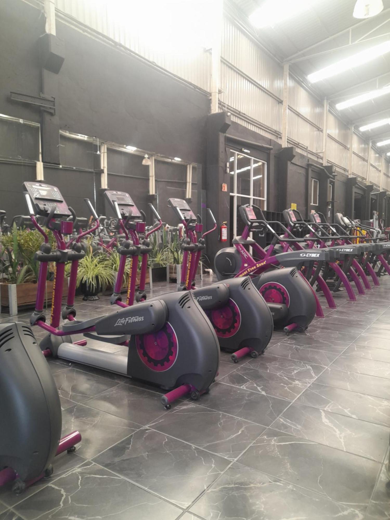 Hotel Soleil Celaya Селая Екстер'єр фото